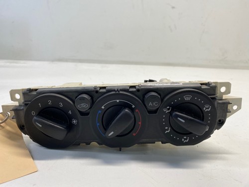 Ford max 120 ps - -,